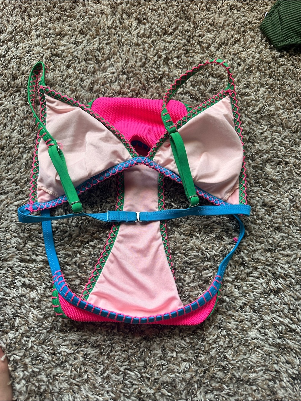 Swimsuits - Picture 4 of 10